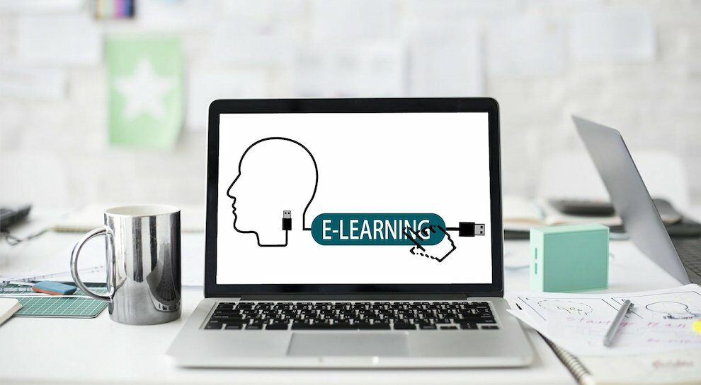 laptop e-learning
